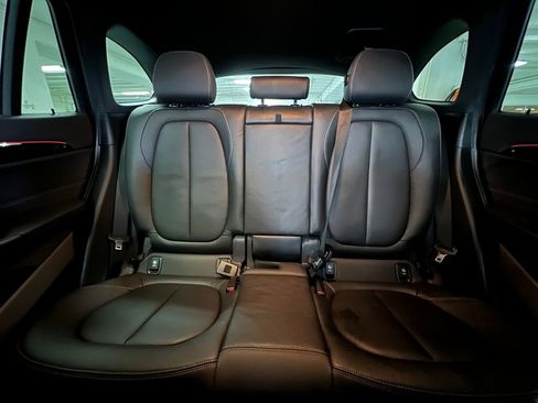 Used 2018 BMW X1 sDrive28i image 16