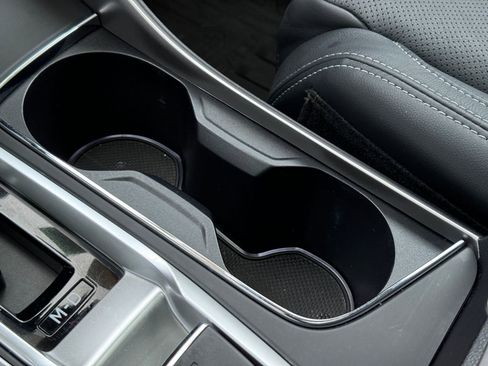 Used 2021 Subaru Ascent Limited w/ Technology Package image 39