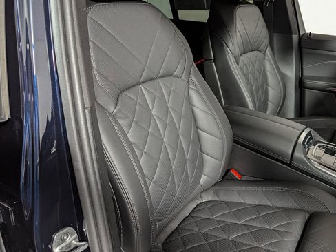 Used 2024 BMW X5 xDrive40i w/ M Sport Package image 28