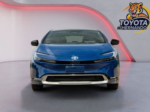 New 2026 Toyota Prius Plug-In Hybrid FWD image 2