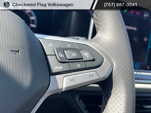 New 2026 Volkswagen Tiguan SE R-Line AWD/4WD image 37