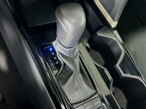 Used 2025 Toyota Camry XSE image 24