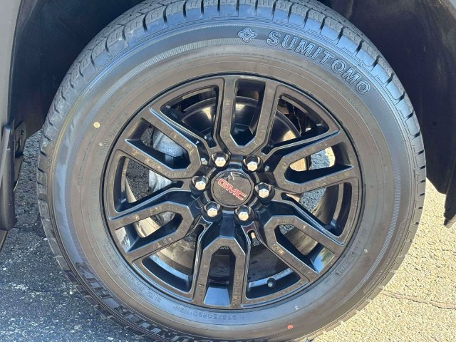 Used 2023 GMC Sierra 1500 Elevation AWD/4WD image 32