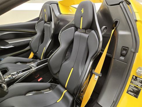 Used 2023 Ferrari 296 GTS image 31