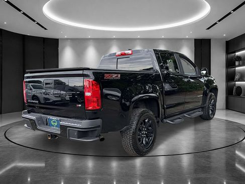 Used 2022 Chevrolet Colorado Z71 AWD/4WD image 4