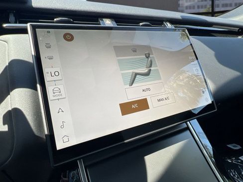 New 2026 Land Rover Range Rover Velar S image 33