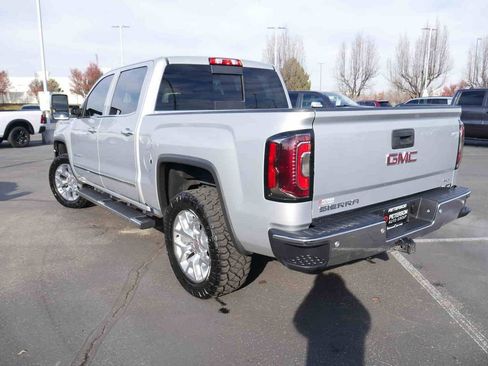 Used 2017 GMC Sierra 1500 SLT w/ SLT Premium Package image 22