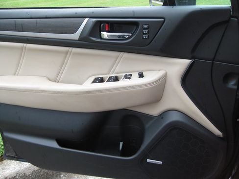 Used 2018 Subaru Legacy 2.5i Limited image 20