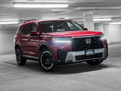 Used 2026 Honda Pilot Touring image 25