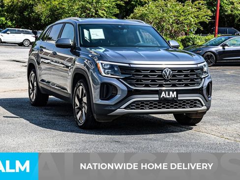 Used 2024 Volkswagen Atlas Cross Sport SE FWD image 5