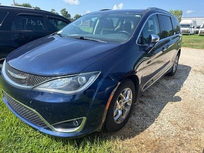 Used 2018 Chrysler Pacifica Limited