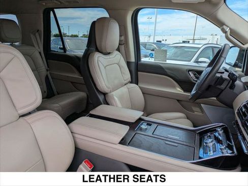 Used 2024 Lincoln Navigator Reserve AWD/4WD image 26