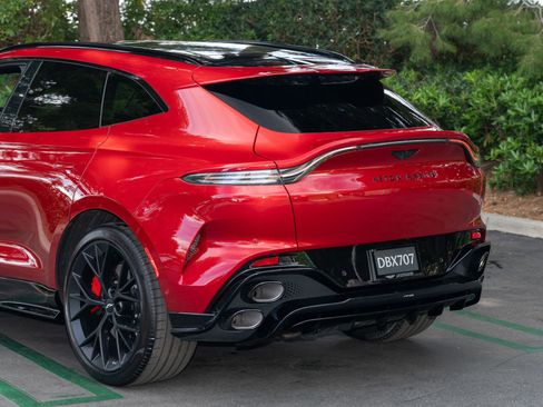 Used 2026 Aston Martin DBX 707 AWD/4WD image 24