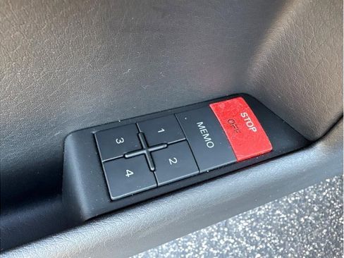 Used 2006 Audi S4 Quattro Cabriolet 2D image 9