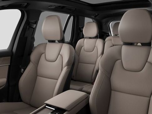 New 2026 Volvo XC90 B6 Ultra w/ Protection Package image 9