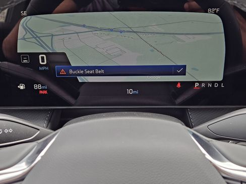 New 2026 Chevrolet Equinox LT w/ Midnight Edition FWD image 17