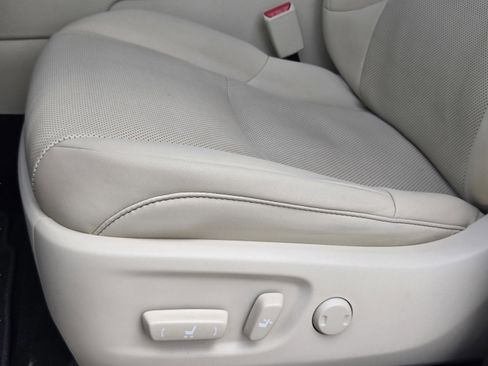 Certified 2023 Lexus GX 460 Premium AWD/4WD image 24