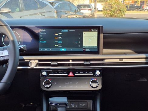 New 2025 Hyundai Tucson SEL image 18