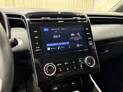 Used 2022 Hyundai Santa Cruz SEL AWD/4WD image 13