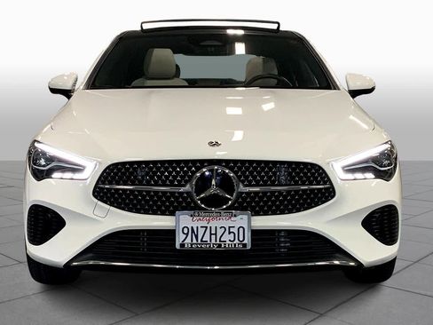 Used 2025 Mercedes-Benz CLA 250 image 3