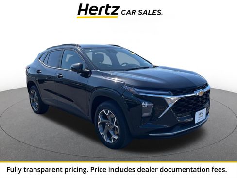 Used 2025 Chevrolet Trax LT w/ LT Convenience Package FWD image 1