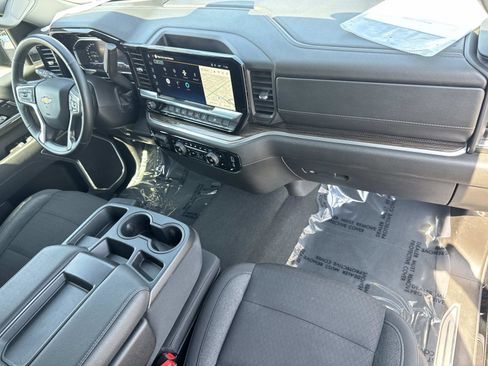Used 2025 Chevrolet Silverado 2500 LT w/ Convenience Package AWD/4WD image 30
