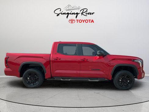 Used 2024 Toyota Tundra SR5 w/ SR5 Premium Package AWD/4WD image 8