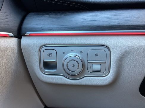 Used 2026 Mercedes-Benz GLS 580 GLS 580 4MATIC/HEAD-UP/NIGHT P image 27