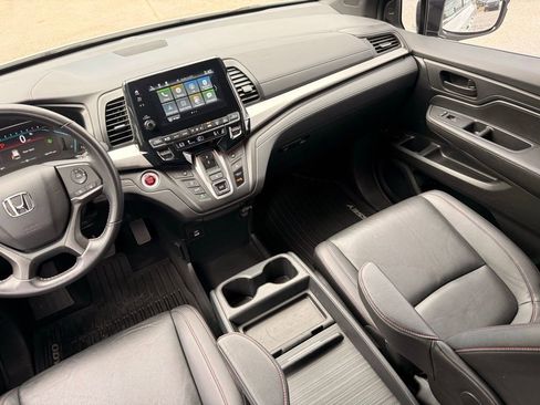 Used 2023 Honda Odyssey Sport image 25