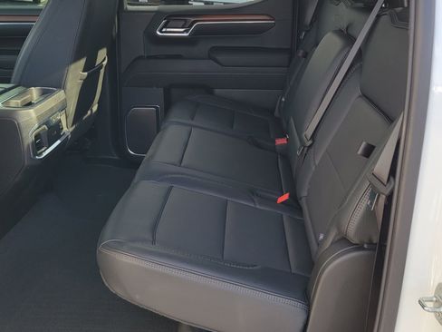 Used 2024 GMC Sierra 1500 Denali w/ Technology Package image 8