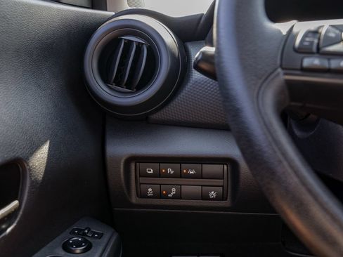 Used 2024 Nissan Kicks S FWD image 31