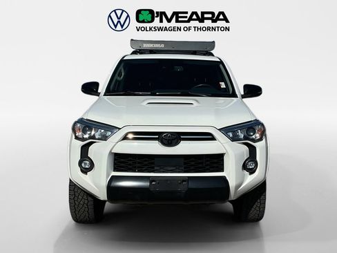 Used 2021 Toyota 4Runner Venture w/ Moonroof Package AWD/4WD image 8