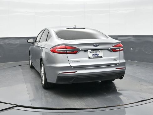 Used 2020 Ford Fusion SE image 6