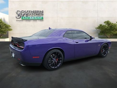 Used 2023 Dodge Challenger R/T Scat Pack w/ Plus Package RWD image 5