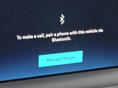 Used 2023 Chevrolet Tahoe Z71 w/ Luxury Package image 9