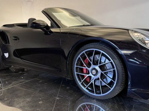 Used 2019 Porsche 911 Turbo image 22