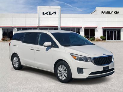 Used 2018 Kia Sedona LX w/ LX Essentials Premium Package