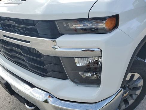 Certified 2025 Chevrolet Silverado 2500 LT image 16