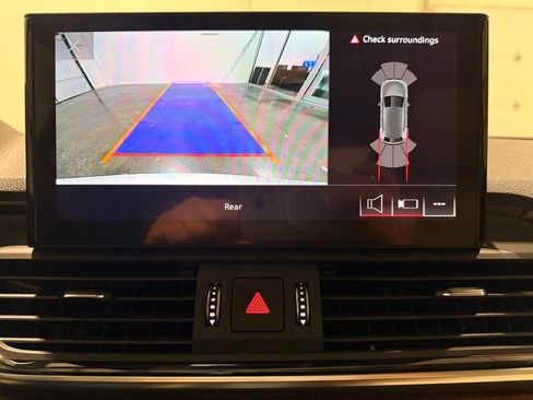 Used 2021 Audi Q5 2.0T Premium image 23