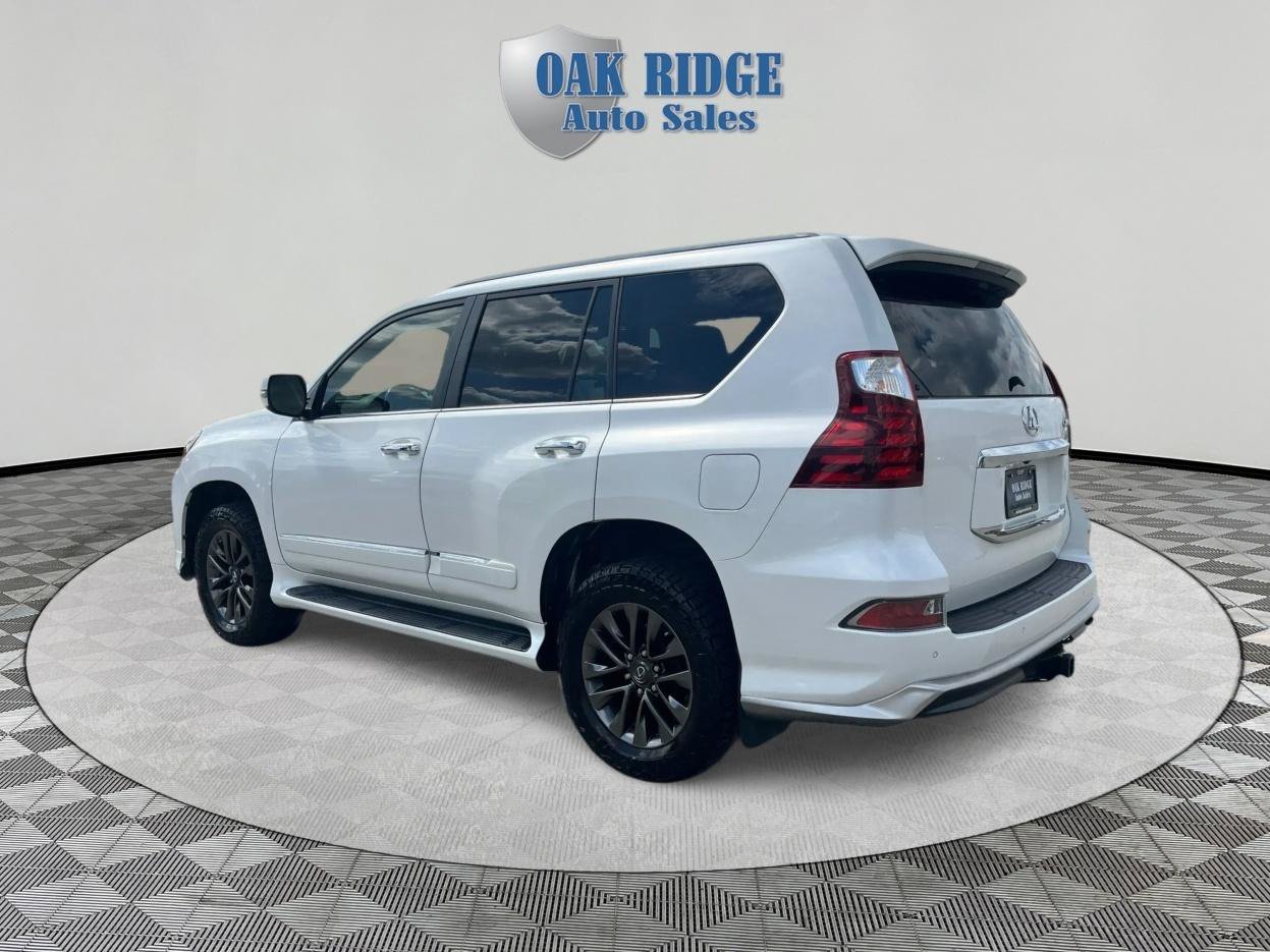 Used 2018 Lexus GX 460 Premium AWD/4WD image 7