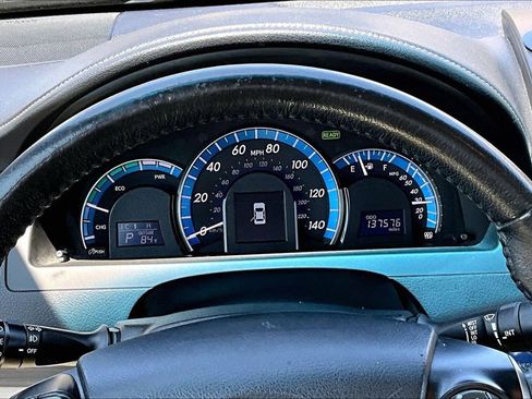 Used 2012 Toyota Camry XLE w/ Leather Pkg FWD image 13