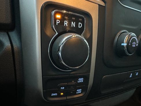 Used 2017 RAM 1500 Classic SLT image 24