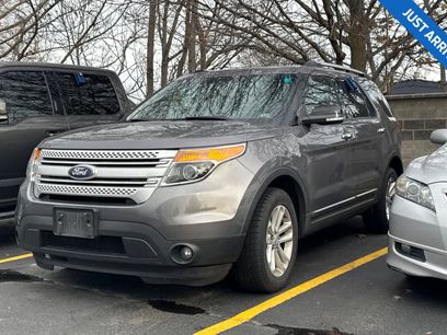 Used 2014 Ford Explorer XLT w/ Equipment Group 202A