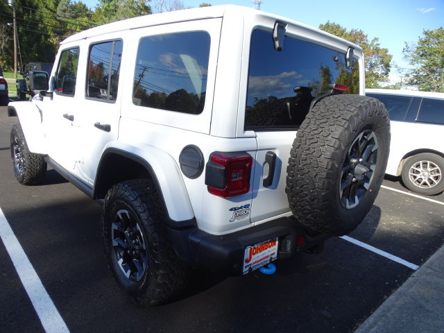 Certified 2024 Jeep Wrangler Unlimited Rubicon 4xe AWD/4WD image 22