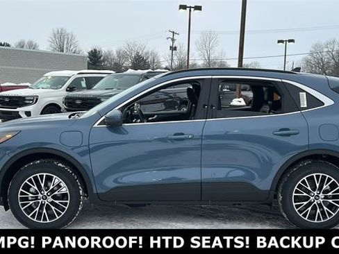 New 2026 Ford Escape SE image 3