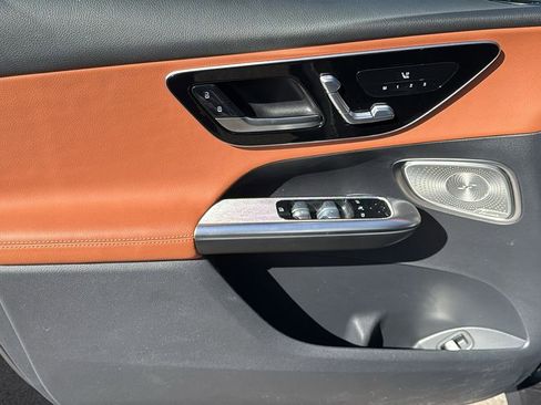 Certified 2025 Mercedes-Benz GLC 300 image 14