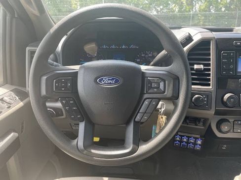 Used 2022 Ford F550 4x4 SuperCab Super Duty image 19