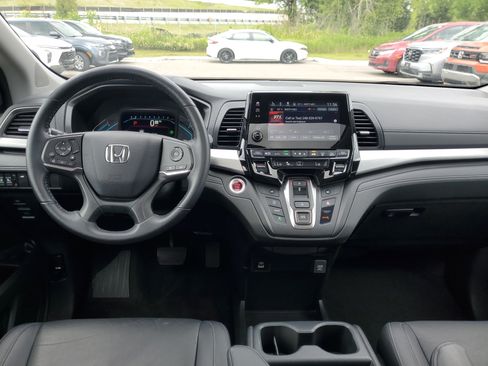 Certified 2023 Honda Odyssey EX-L image 16