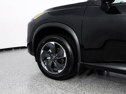 Used 2026 Nissan Rogue SV AWD/4WD image 6