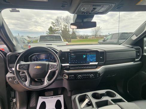 Used 2025 Chevrolet Silverado 2500 LT AWD/4WD image 22